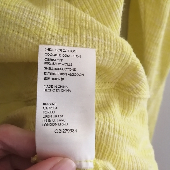 By Anthropologie Damania Yellow Asymmetrical Lightweight Pullover Sweater Small - Picture 14 of 16